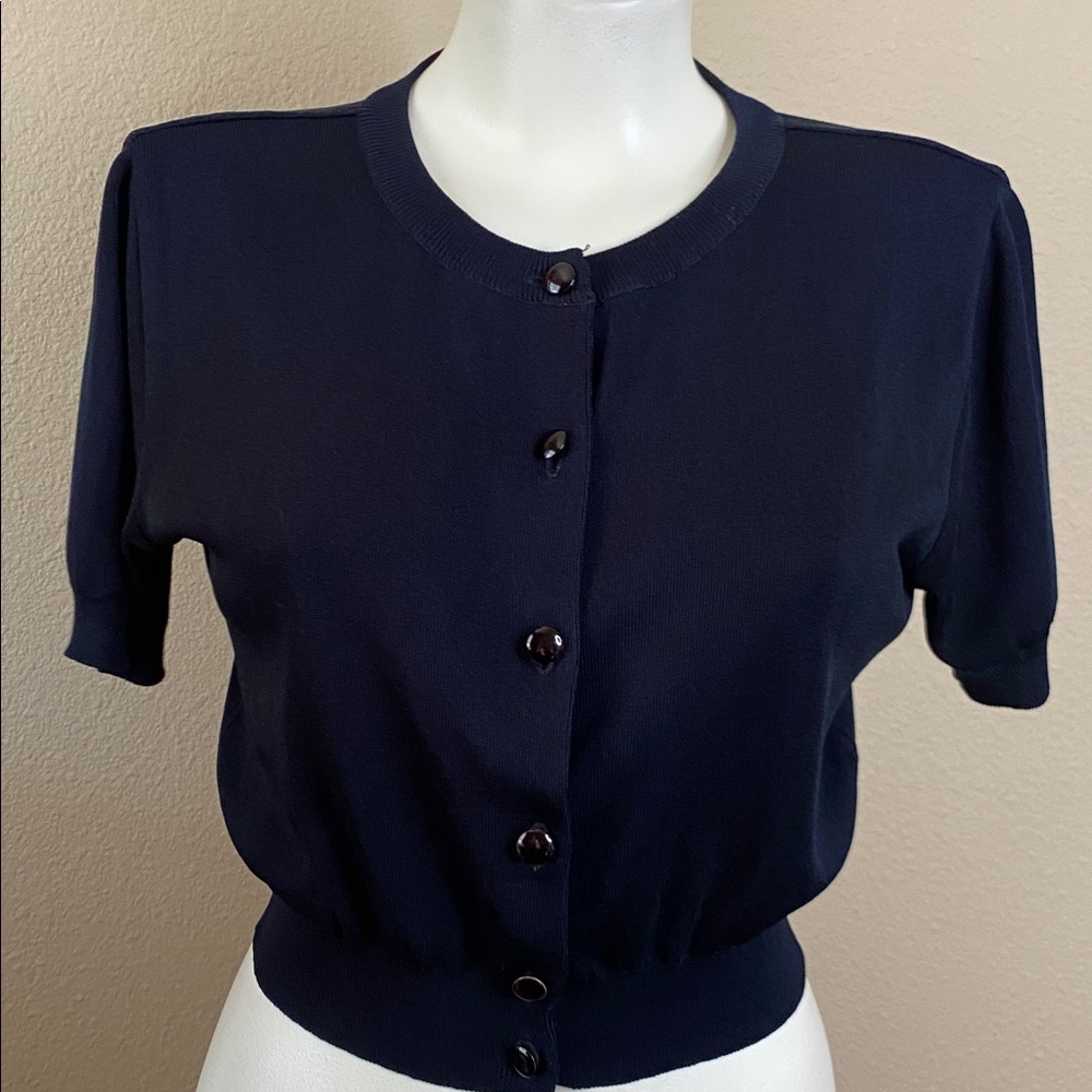 AL André Luciano vintage cropped button front beautiful  light knit sweater ❤️❤️